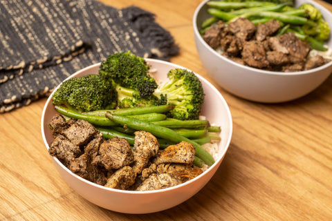 MUNCH CHICKEN AND STEAK BOWL