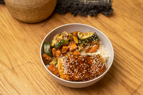 THAI CHILI SALMON BOWL